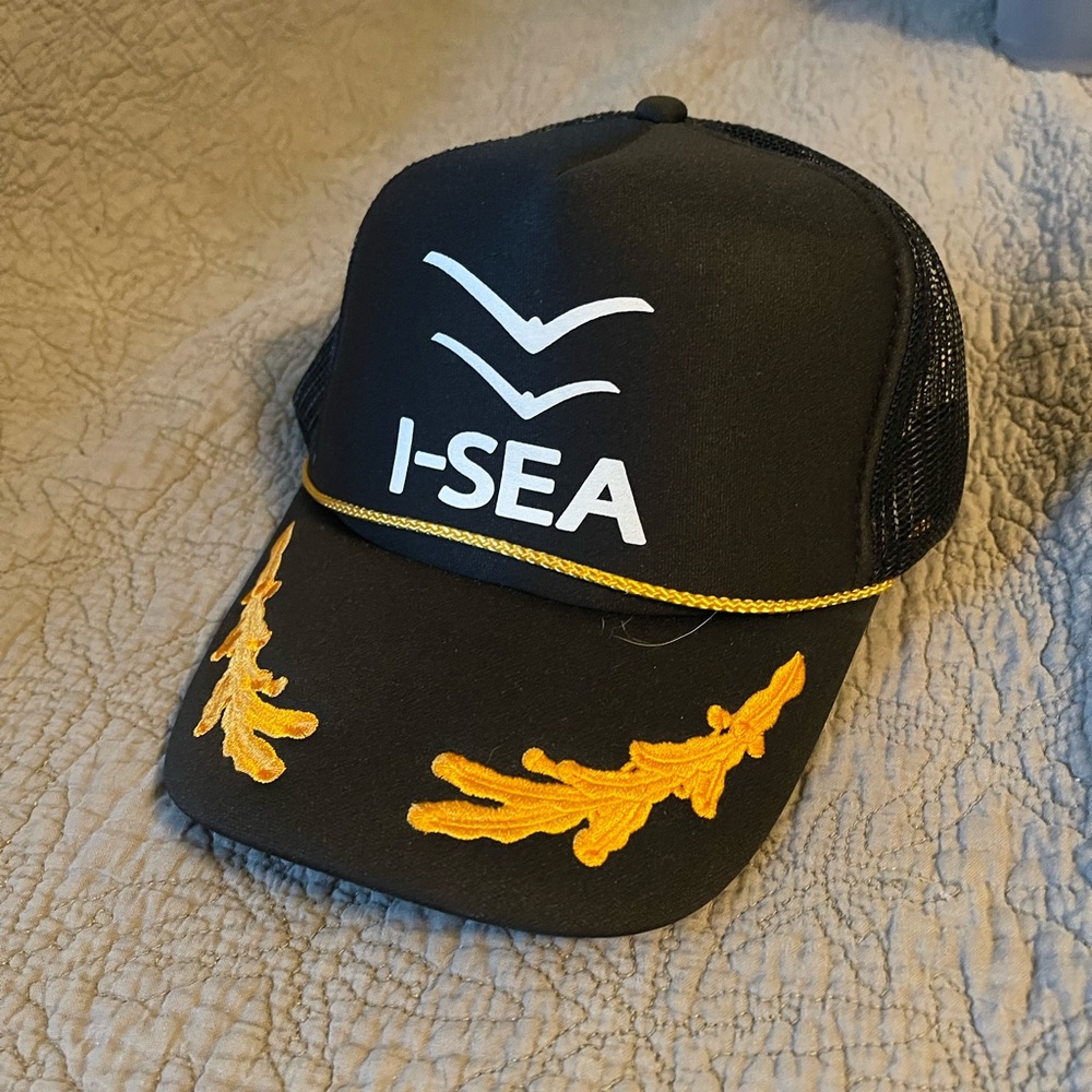 I-Sea captain hat